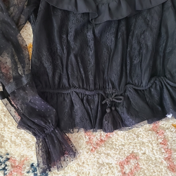 NWT Rebecca Minkoff Black Tabitha Lace Ruffle Long Sleeve Blouse Size XS - Picture 4 of 9
